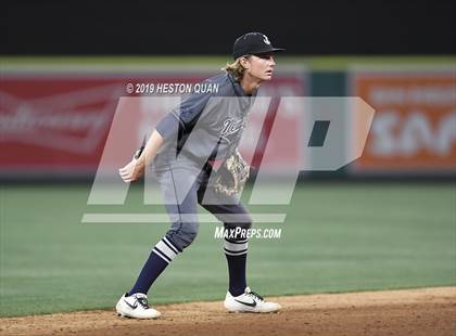 Thumbnail 2 in Foothill vs. Newport Harbor photogallery.