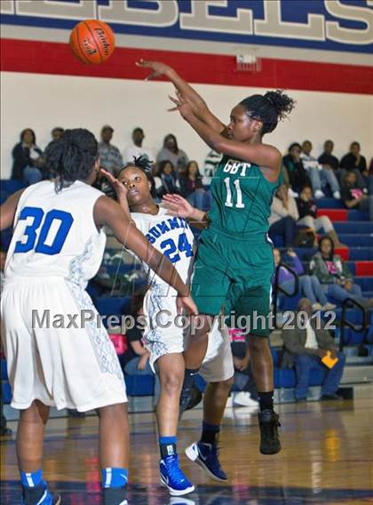 Thumbnail 3 in Mansfield Summit vs. Trimble Tech photogallery.