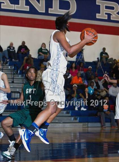 Thumbnail 2 in Mansfield Summit vs. Trimble Tech photogallery.