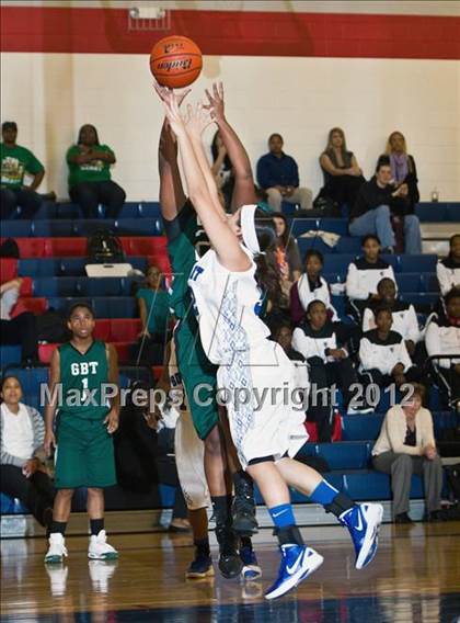 Thumbnail 2 in Mansfield Summit vs. Trimble Tech photogallery.