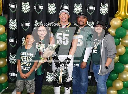 Thumbnail 2 in Charter Oak @ South Hills (Homecoming Senior Night) photogallery.