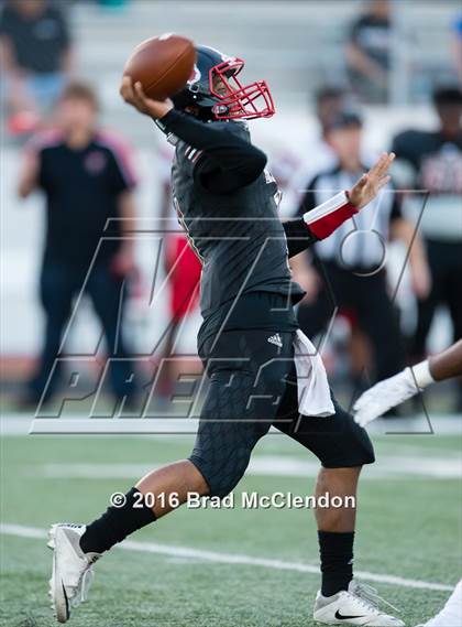 Thumbnail 3 in Rowlett vs North Garland photogallery.