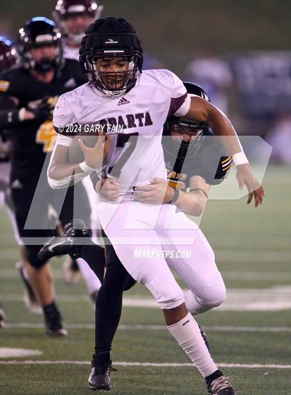 Thumbnail 3 in White County vs Hixson (Blue Cross Bowl) photogallery.