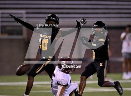 Thumbnail 1 in White County vs Hixson (Blue Cross Bowl) photogallery.