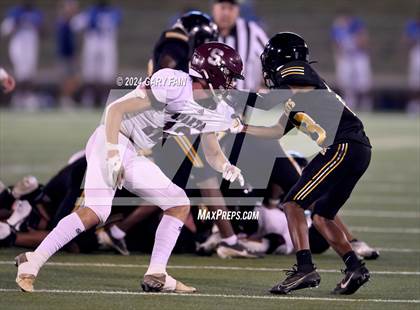 Thumbnail 3 in White County vs Hixson (Blue Cross Bowl) photogallery.