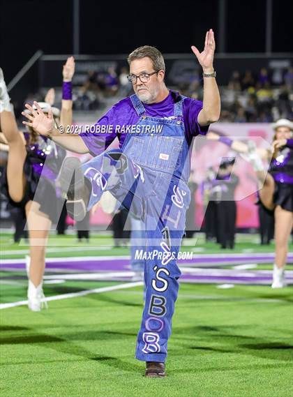 Thumbnail 1 in New Caney @ College Station photogallery.