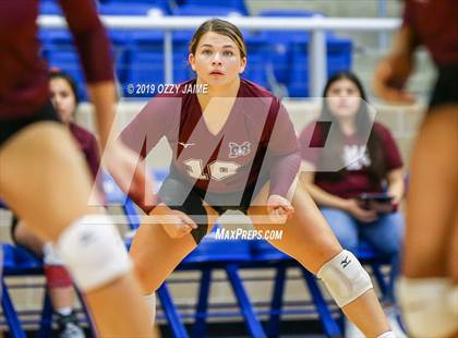 Thumbnail 3 in Marshall vs. O'Connor photogallery.