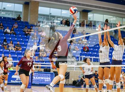 Thumbnail 2 in Marshall vs. O'Connor photogallery.