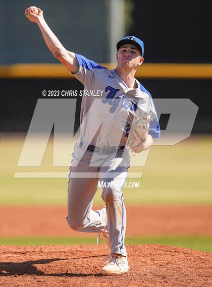 Thumbnail 3 in La Grande @ Littleton (Coach Bob Tournament) photogallery.
