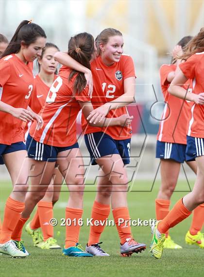 Thumbnail 1 in Vail Mountain vs. Dawson School (CHSAA 2A Final) photogallery.