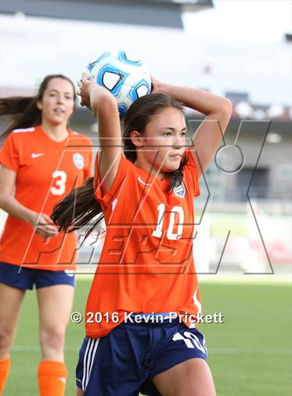 Thumbnail 1 in Vail Mountain vs. Dawson School (CHSAA 2A Final) photogallery.