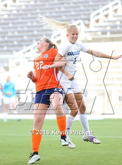 Thumbnail 2 in Vail Mountain vs. Dawson School (CHSAA 2A Final) photogallery.
