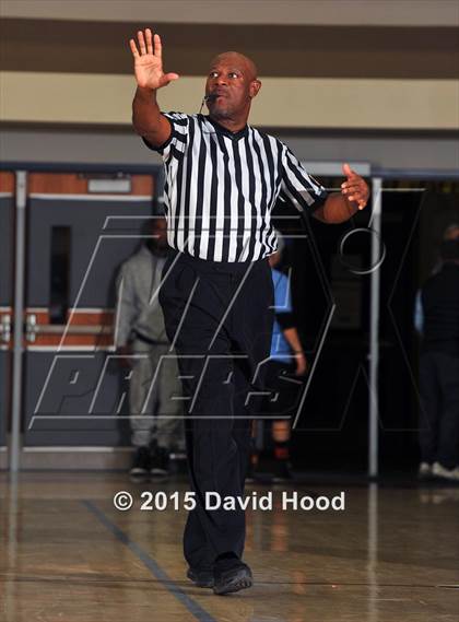 Thumbnail 2 in Chino Hills vs. Seattle Prep (MaxPreps Holiday Classic) photogallery.