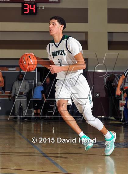 Thumbnail 3 in Chino Hills vs. Seattle Prep (MaxPreps Holiday Classic) photogallery.