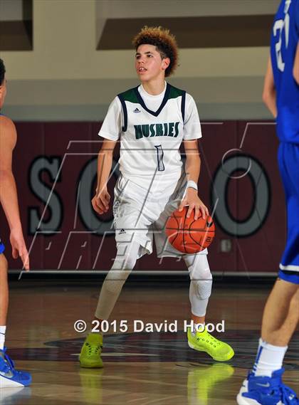 Thumbnail 2 in Chino Hills vs. Seattle Prep (MaxPreps Holiday Classic) photogallery.