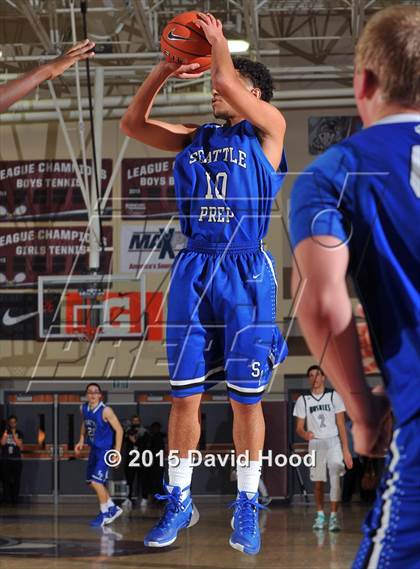 Thumbnail 2 in Chino Hills vs. Seattle Prep (MaxPreps Holiday Classic) photogallery.