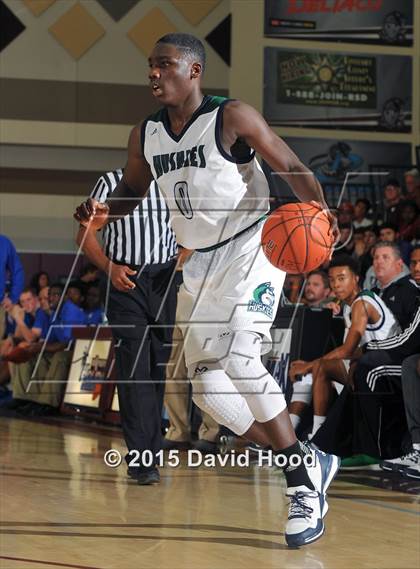 Thumbnail 2 in Chino Hills vs. Seattle Prep (MaxPreps Holiday Classic) photogallery.
