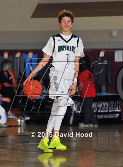 Thumbnail 3 in Chino Hills vs. Seattle Prep (MaxPreps Holiday Classic) photogallery.
