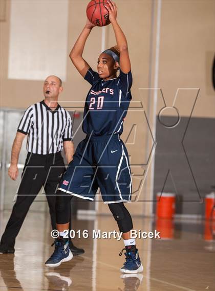 Thumbnail 2 in Modesto Christian @ Enochs photogallery.