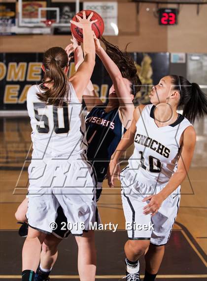 Thumbnail 2 in Modesto Christian @ Enochs photogallery.