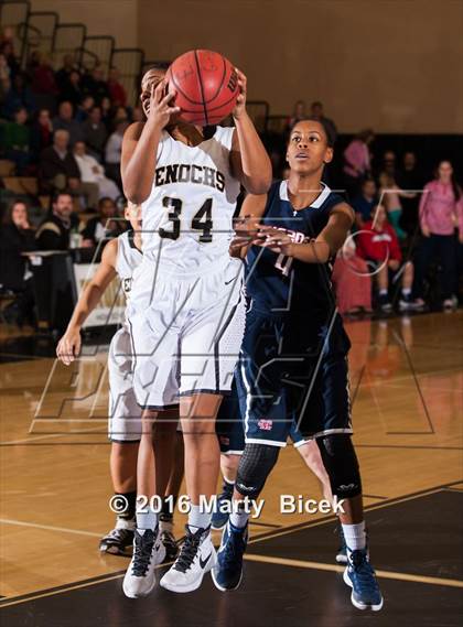 Thumbnail 3 in Modesto Christian @ Enochs photogallery.