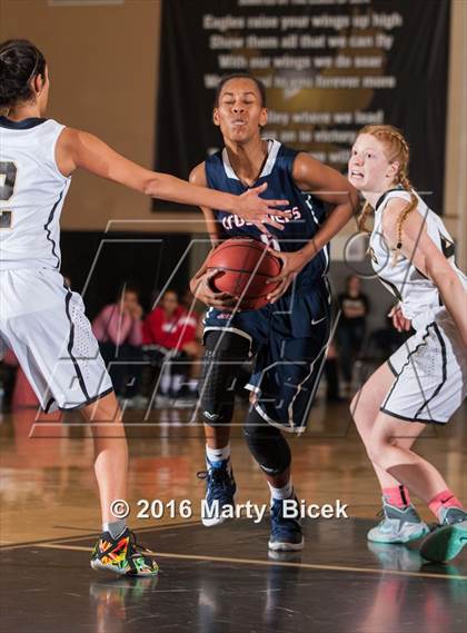 Thumbnail 1 in Modesto Christian @ Enochs photogallery.