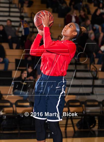 Thumbnail 2 in Modesto Christian @ Enochs photogallery.