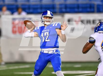 Thumbnail 3 in Bryant vs. North Little Rock (AAA 7A State Final) photogallery.