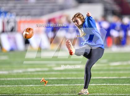 Thumbnail 2 in Bryant vs. North Little Rock (AAA 7A State Final) photogallery.