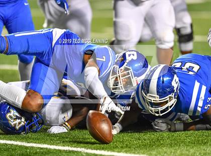 Thumbnail 2 in Bryant vs. North Little Rock (AAA 7A State Final) photogallery.