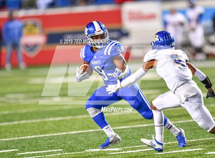 Thumbnail 1 in Bryant vs. North Little Rock (AAA 7A State Final) photogallery.