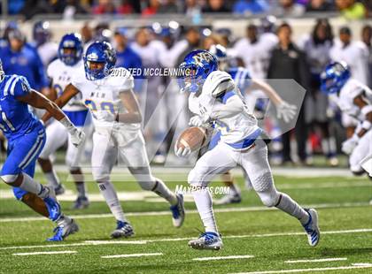 Thumbnail 1 in Bryant vs. North Little Rock (AAA 7A State Final) photogallery.