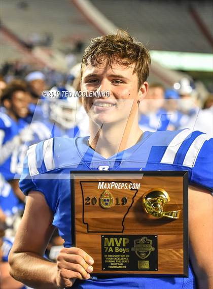 Thumbnail 2 in Bryant vs. North Little Rock (AAA 7A State Final) photogallery.