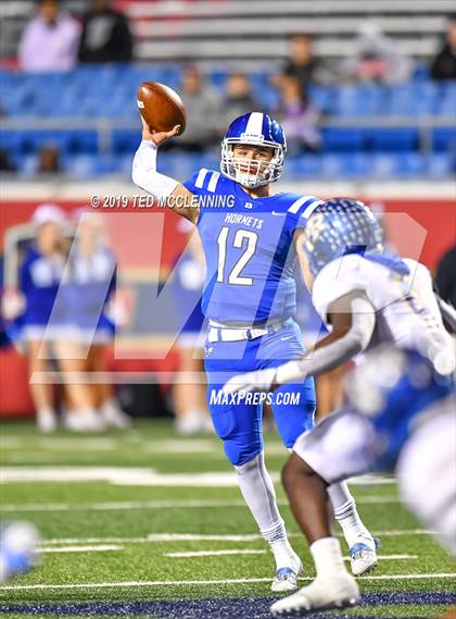 Thumbnail 3 in Bryant vs. North Little Rock (AAA 7A State Final) photogallery.