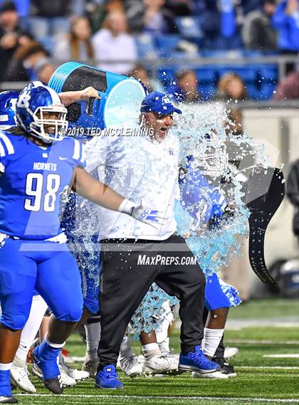Thumbnail 2 in Bryant vs. North Little Rock (AAA 7A State Final) photogallery.