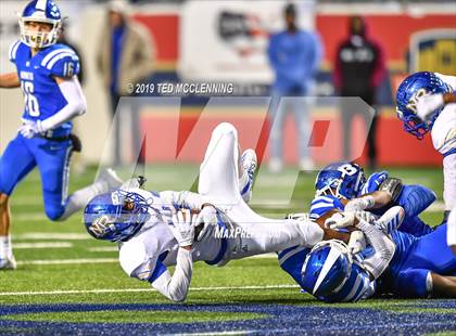 Thumbnail 1 in Bryant vs. North Little Rock (AAA 7A State Final) photogallery.