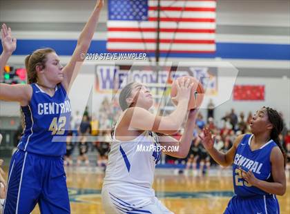 Thumbnail 1 in Wilson Central @ Lebanon photogallery.