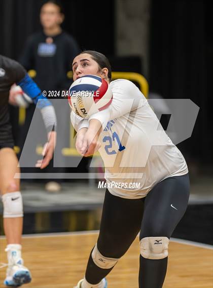 Thumbnail 2 in Layton vs. Fremont (UHSAA 6A Second Round) photogallery.