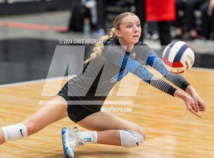 Thumbnail 3 in Layton vs. Fremont (UHSAA 6A Second Round) photogallery.
