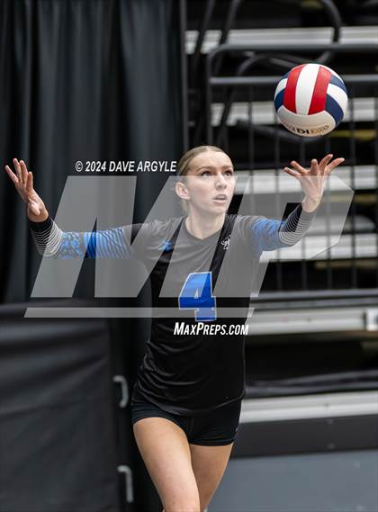 Thumbnail 3 in Layton vs. Fremont (UHSAA 6A Second Round) photogallery.