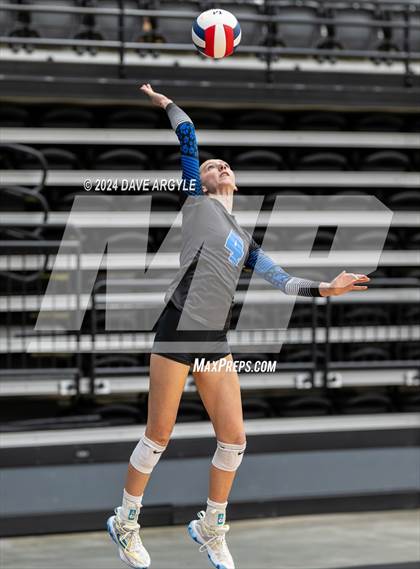 Thumbnail 1 in Layton vs. Fremont (UHSAA 6A Second Round) photogallery.