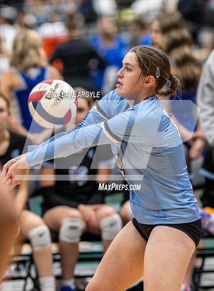 Thumbnail 3 in Layton vs. Fremont (UHSAA 6A Second Round) photogallery.