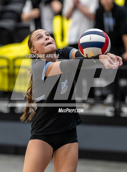 Thumbnail 2 in Layton vs. Fremont (UHSAA 6A Second Round) photogallery.