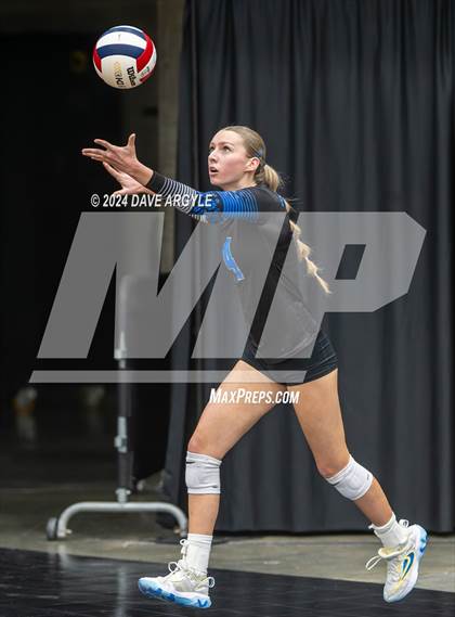 Thumbnail 1 in Layton vs. Fremont (UHSAA 6A Second Round) photogallery.