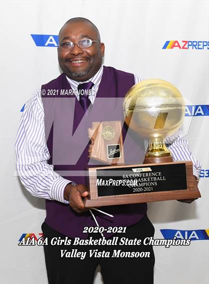 Thumbnail 2 in Valley Vista vs. Hamilton (AIA 6A Finals - Awards) photogallery.