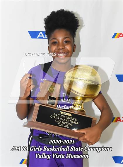 Thumbnail 1 in Valley Vista vs. Hamilton (AIA 6A Finals - Awards) photogallery.