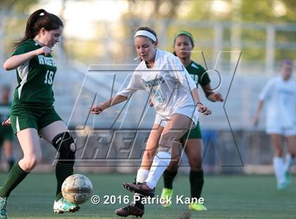 Thumbnail 3 in Wakefield @ Yorktown photogallery.