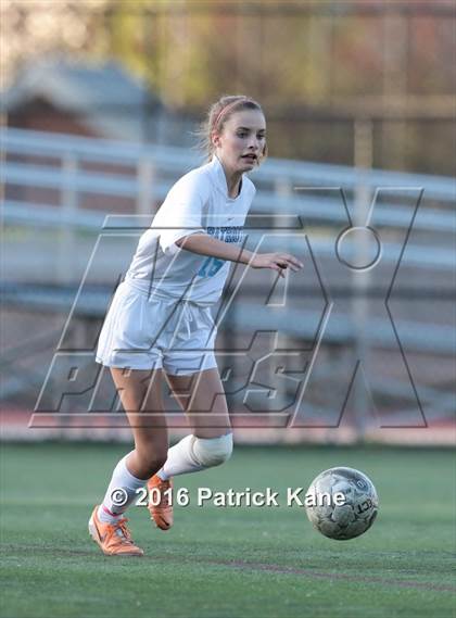 Thumbnail 3 in Wakefield @ Yorktown photogallery.