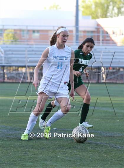Thumbnail 3 in Wakefield @ Yorktown photogallery.