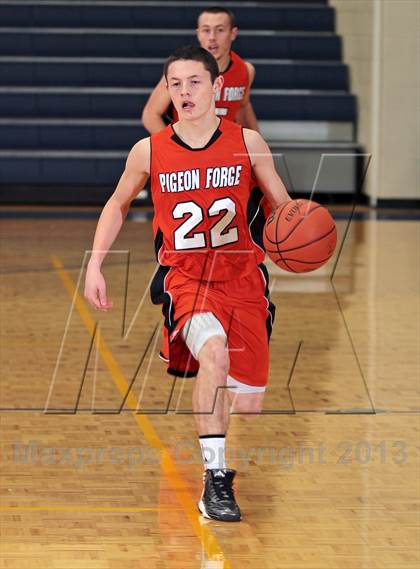 Thumbnail 1 in King's Academy vs. Pigeon Forge (Seymour Christmas Classic) photogallery.